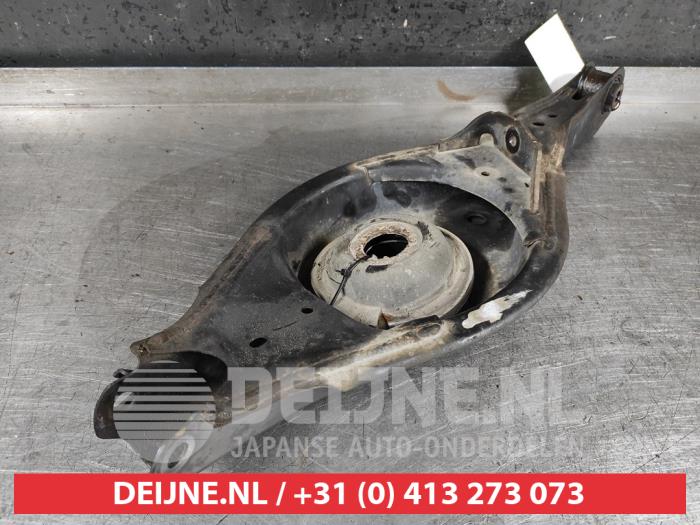 Mazda 3 Draagarm links-achter O503529