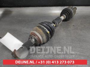 Gebruikte Homokineetas links-voor Toyota Corolla Verso (R10/11) 2.2 D-4D 16V Cat Clean Power Prijs € 50,00 Margeregeling aangeboden door V.Deijne Jap.Auto-onderdelen BV