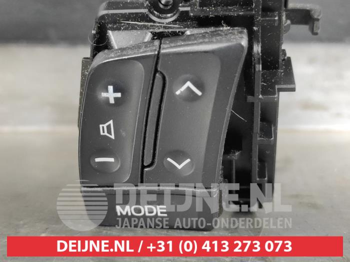 Toyota Yaris Radiobediening Stuur O504541