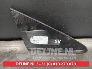 Gebruikte Ruit Driehoek rechts-voor Kia Rio III (UB) 1.1 CRDi VGT 12V Prijs € 25,00 Margeregeling aangeboden door V.Deijne Jap.Auto-onderdelen BV