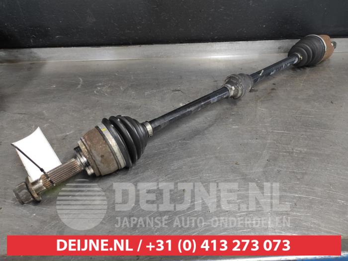 Mitsubishi Space Star Aandrijfas rechts-voor O504594