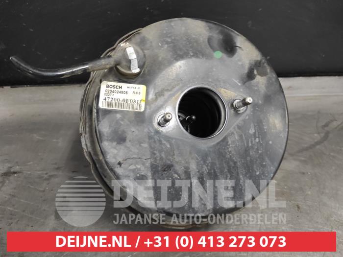 Gebruikte Rembooster Toyota Corolla Verso (R10/11) 2.2 D-4D 16V Prijs € 50,00 Margeregeling aangeboden door V.Deijne Jap.Auto-onderdelen BV