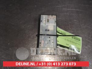 Nissan Micra Multi-functional window switch O505175 photo 2