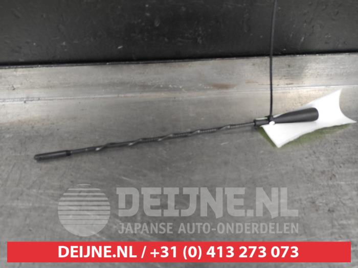 Nissan Navara Antenna arm O505356