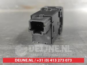 Nissan Navara Controlled-slip differential switch O505362 photo 2
