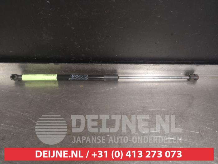 Mazda 3 Gasdemper links-achter O505652