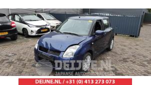 Suzuki Swift Portier 4Deurs links-voor O505695 foto 2