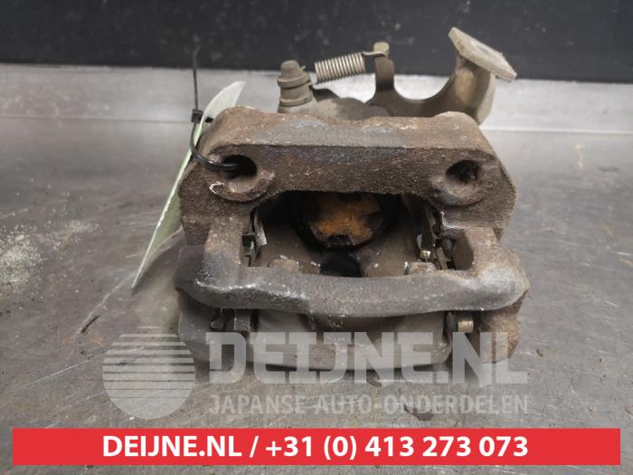 Toyota IQ Remklauw (Tang) rechts-achter O505710