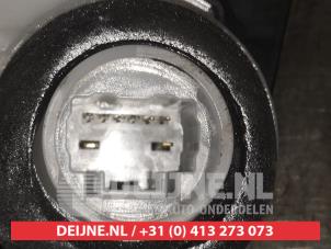 Toyota Yaris Door lock mechanism 4-door, front left O505740 photo 3