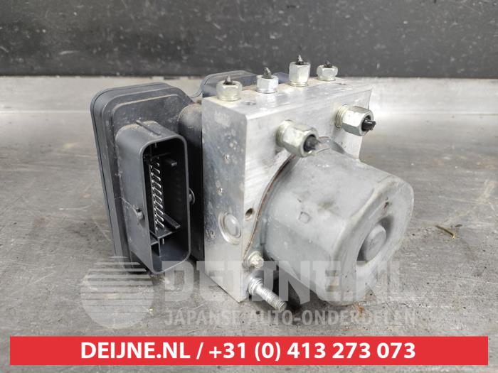 Gebruikte ABS Pomp Nissan X-Trail (T32) 1.3 DIG-T 16V Prijs € 150,00 Margeregeling aangeboden door V.Deijne Jap.Auto-onderdelen BV