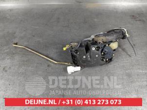 Suzuki Grand Vitara Door lock mechanism 4-door, front left O505961 photo 2