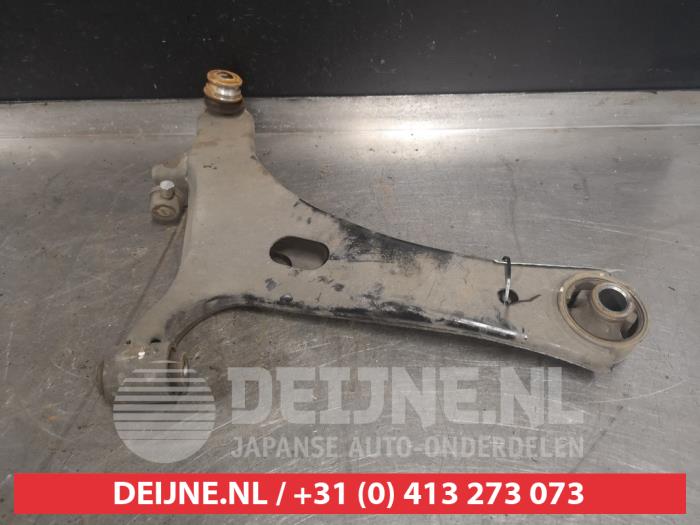Subaru Legacy Draagarm onder rechts-voor O506200