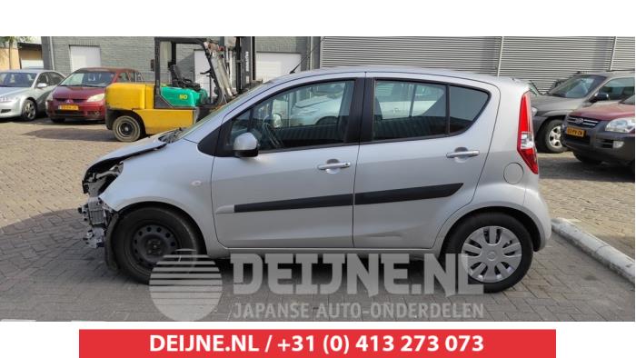 Suzuki Splash Portiergreep 4Deurs links-voor O506348