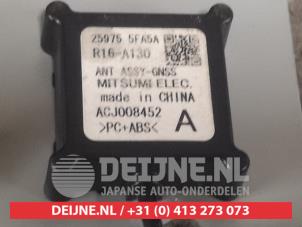 Nissan Micra GPS antenna O506374 photo 3
