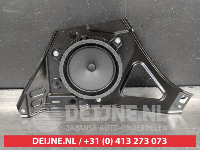 Toyota Yaris Lautsprecher O506598