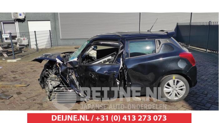 Suzuki Swift Portiergreep 4Deurs links-achter O506822