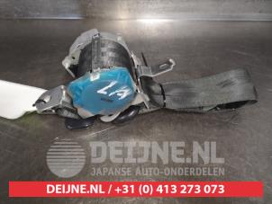 Gebruikte Veiligheidsgordel links-achter Hyundai i30 (FD) 1.6 CVVT 16V Prijs € 50,00 Margeregeling aangeboden door V.Deijne Jap.Auto-onderdelen BV
