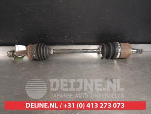 Gebruikte Steekas links-voor Hyundai i30 (FD) 1.6 CVVT 16V Prijs € 40,00 Margeregeling aangeboden door V.Deijne Jap.Auto-onderdelen BV