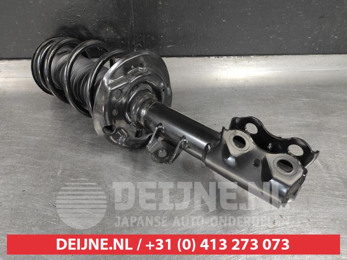 Toyota Yaris Front shock absorber rod, left O507434