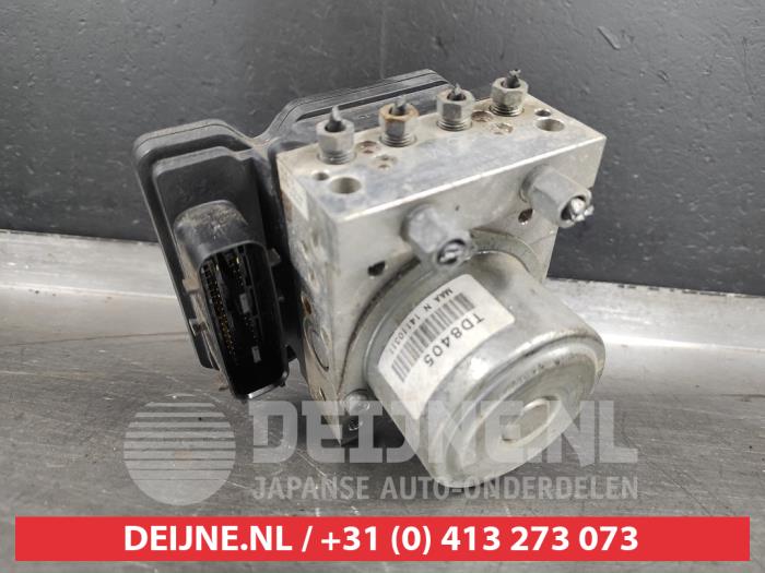 Gebruikte ABS Pomp Nissan X-Trail (T31) 2.0 XE,SE,LE dCi 16V 4x4 Prijs € 50,00 Margeregeling aangeboden door V.Deijne Jap.Auto-onderdelen BV