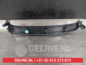 Toyota Yaris Zijpaneel Bekleding rechts-achter O507528 foto 2
