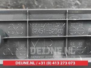 Toyota Yaris Zijpaneel Bekleding rechts-achter O507529 foto 3