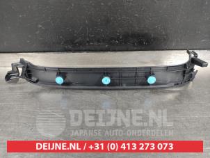 Toyota Yaris Zijpaneel Bekleding links-achter O507526 foto 2