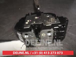 Nissan Micra Rear door lock mechanism 4-door, left O507655 photo 2