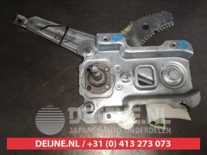 Nissan Micra Ruitmechaniek 4Deurs links-achter O507656 foto 2