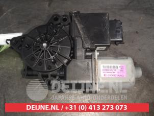 Kia Pro Ceed Fenstermotor Tür O507680 foto 2