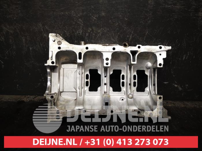 Gebruikte Carterpan Kia Sorento II (XM) 2.4 GDI 16V 4x2 Prijs € 35,00 Margeregeling aangeboden door V.Deijne Jap.Auto-onderdelen BV