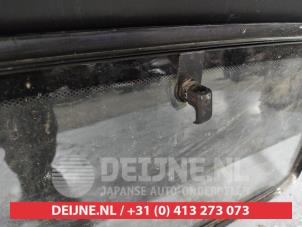 Nissan Navara Fenster hinten O507917 foto 2