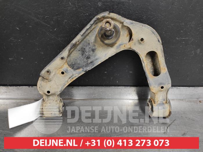 Nissan Navara Draagarm boven rechts-voor O507964