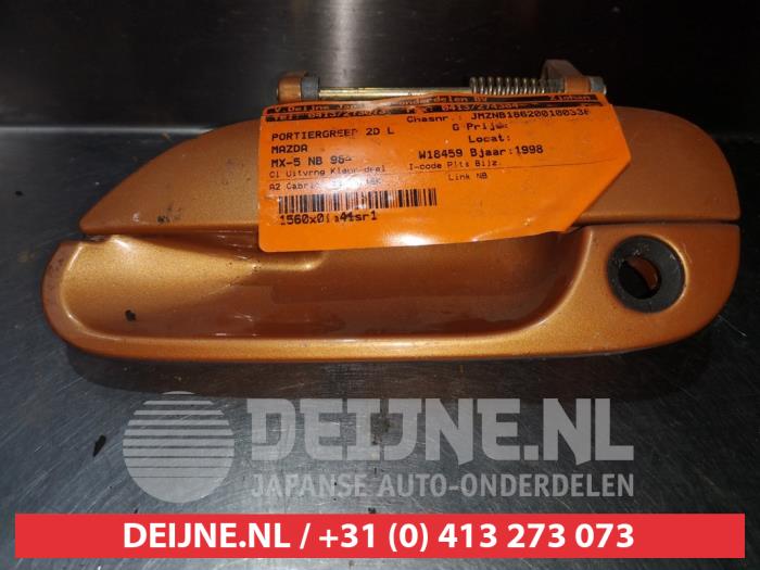 Mazda MX-5 Door handle 2-door, left O277184