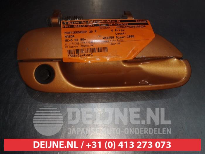 Mazda MX-5 Door handle 2-door, right O277407