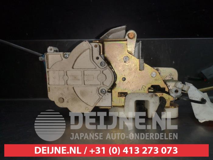 Mazda MX-5 Door lock mechanism 2-door, right O279152