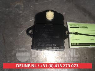Lexus RX Headlight motor O508056 photo 2