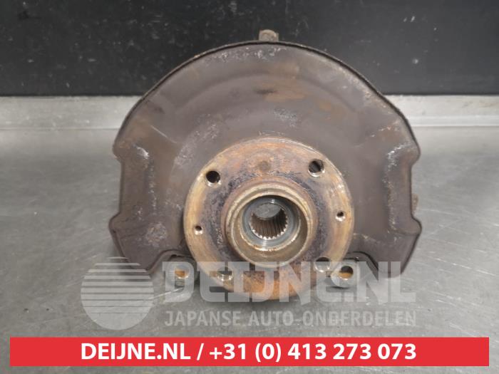 Suzuki Swift Fusee rechts-voor O508303
