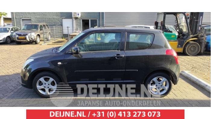 Suzuki Swift Door handle 2-door, left O508669