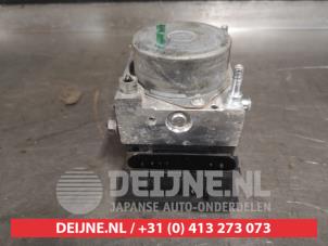 Nissan Micra ABS pump O508683 photo 3