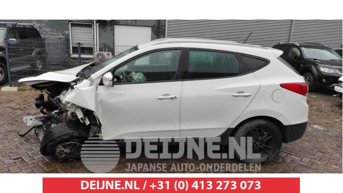 Hyundai IX35 Portierruit 4Deurs links-achter O508829