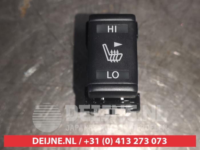 Nissan Leaf Sitzheizung Schalter O508998