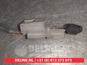 Nissan Leaf ABS-Sensor O509100 foto 3