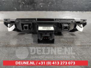 Hyundai IX35 Paniekverlichtings Schakelaar O509245 foto 2