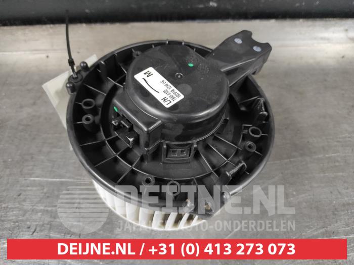 Honda Civic Kachel Ventilatiemotor O509279
