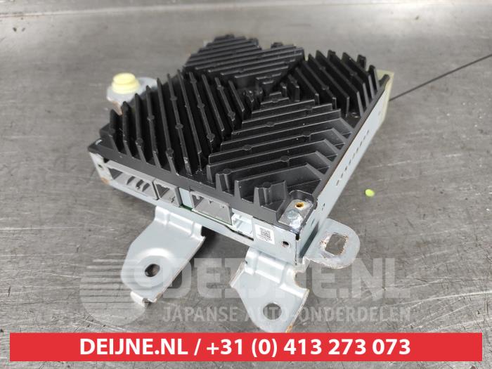 Honda Civic Radioverstärker O509281