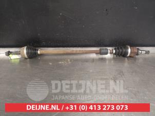 Gebruikte Homokineetas rechts-voor Toyota Aygo (B10) 1.4 HDI Prijs € 35,00 Margeregeling aangeboden door V.Deijne Jap.Auto-onderdelen BV