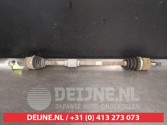 Gebruikte Steekas rechts-voor Hyundai i20 1.1 CRDi VGT 12V Prijs € 45,00 Margeregeling aangeboden door V.Deijne Jap.Auto-onderdelen BV