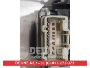 Toyota Avensis Verso Licht Schakelaar O307362 foto 4