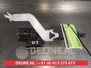 Hyundai IX35 Portiergreep 4Deurs links-achter O509967 foto 3